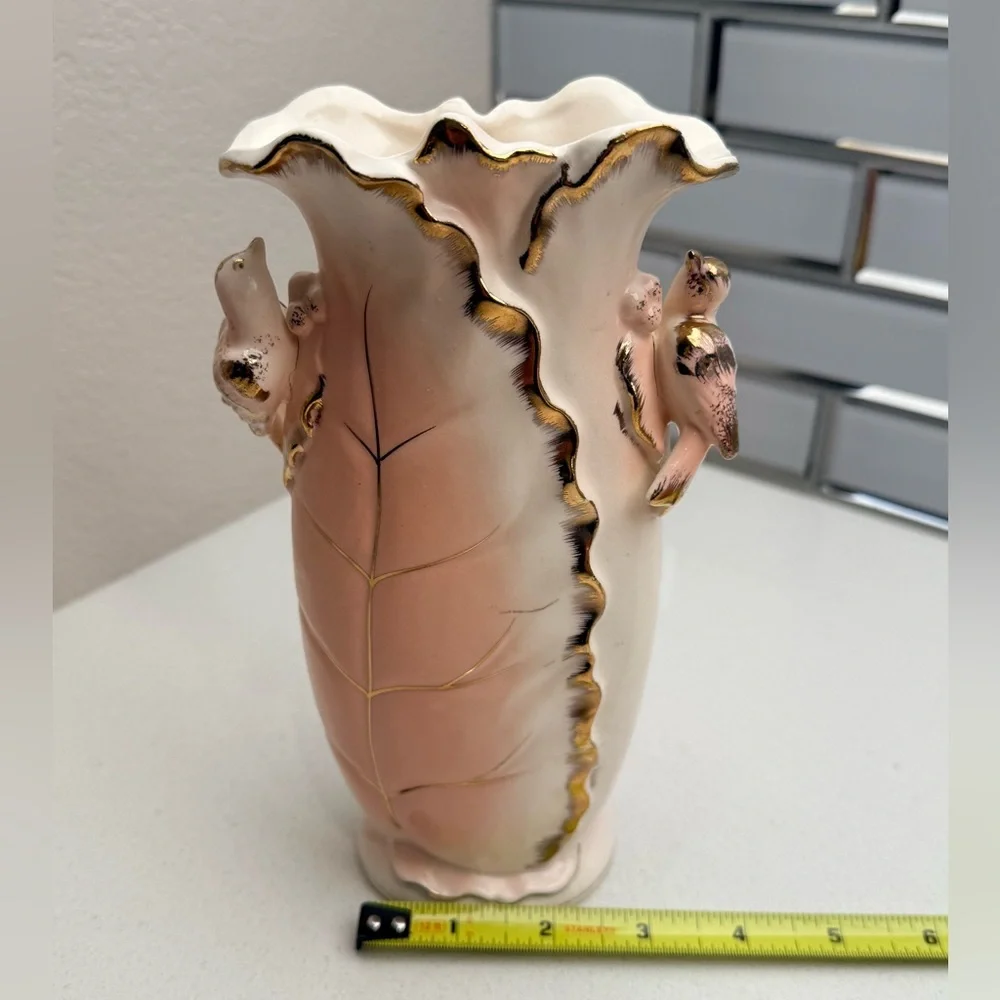 Vintage Pink and Gold Leaf-Detail Porcelain Vase Birds 1950s 1960s Mid-Century